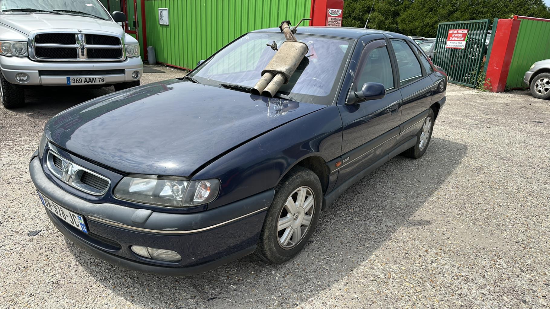 Calandre RENAULT SAFRANE PHASE 2 Diesel - 1