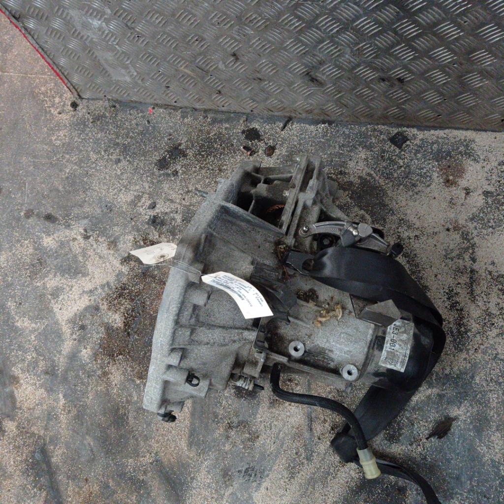 Boite de vitesses RENAULT TWINGO 3 PHASE 1 Essence - 1