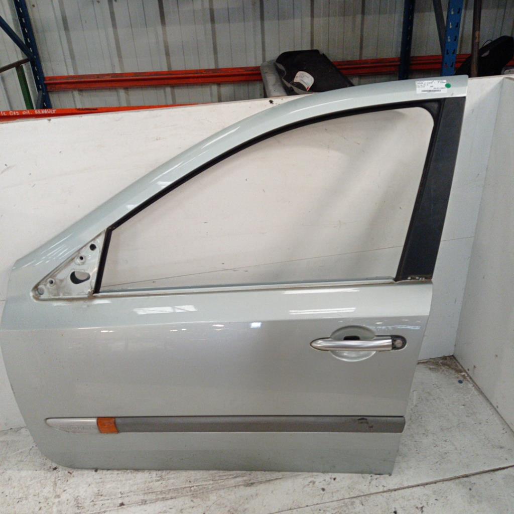 Porte avant gauche RENAULT LAGUNA 2 PHASE 1 Essence - 1