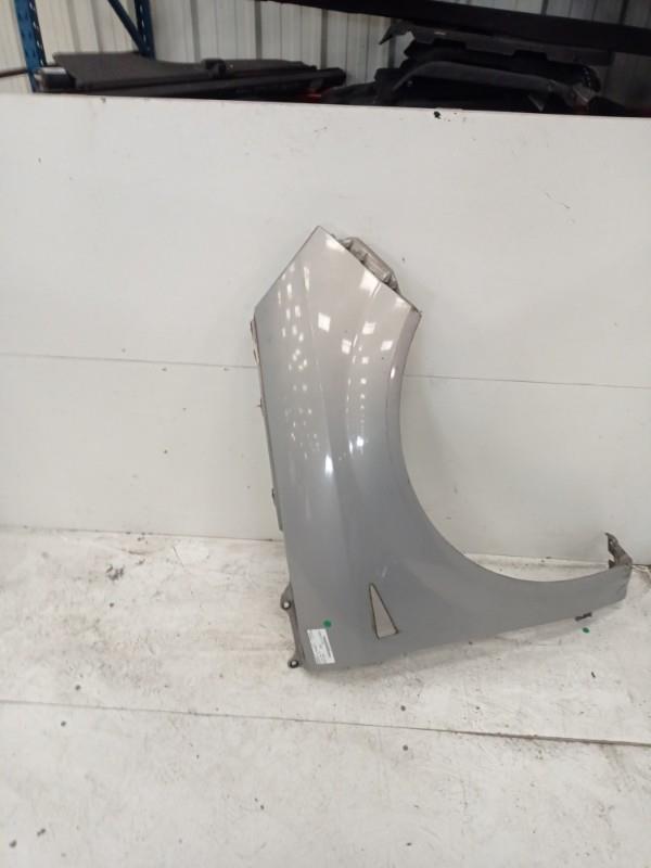 Aile avant droit RENAULT SCENIC 2 PHASE 1 Essence - 1