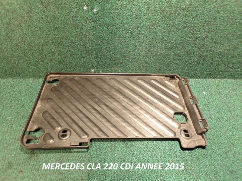 Cache batterie MERCEDES CLASSE CLA  - 1