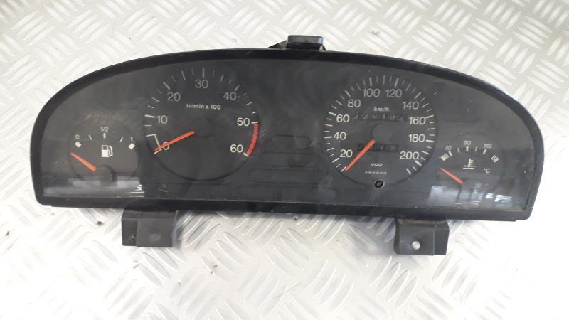 Compteur PEUGEOT 405 PHASE 2  - 1