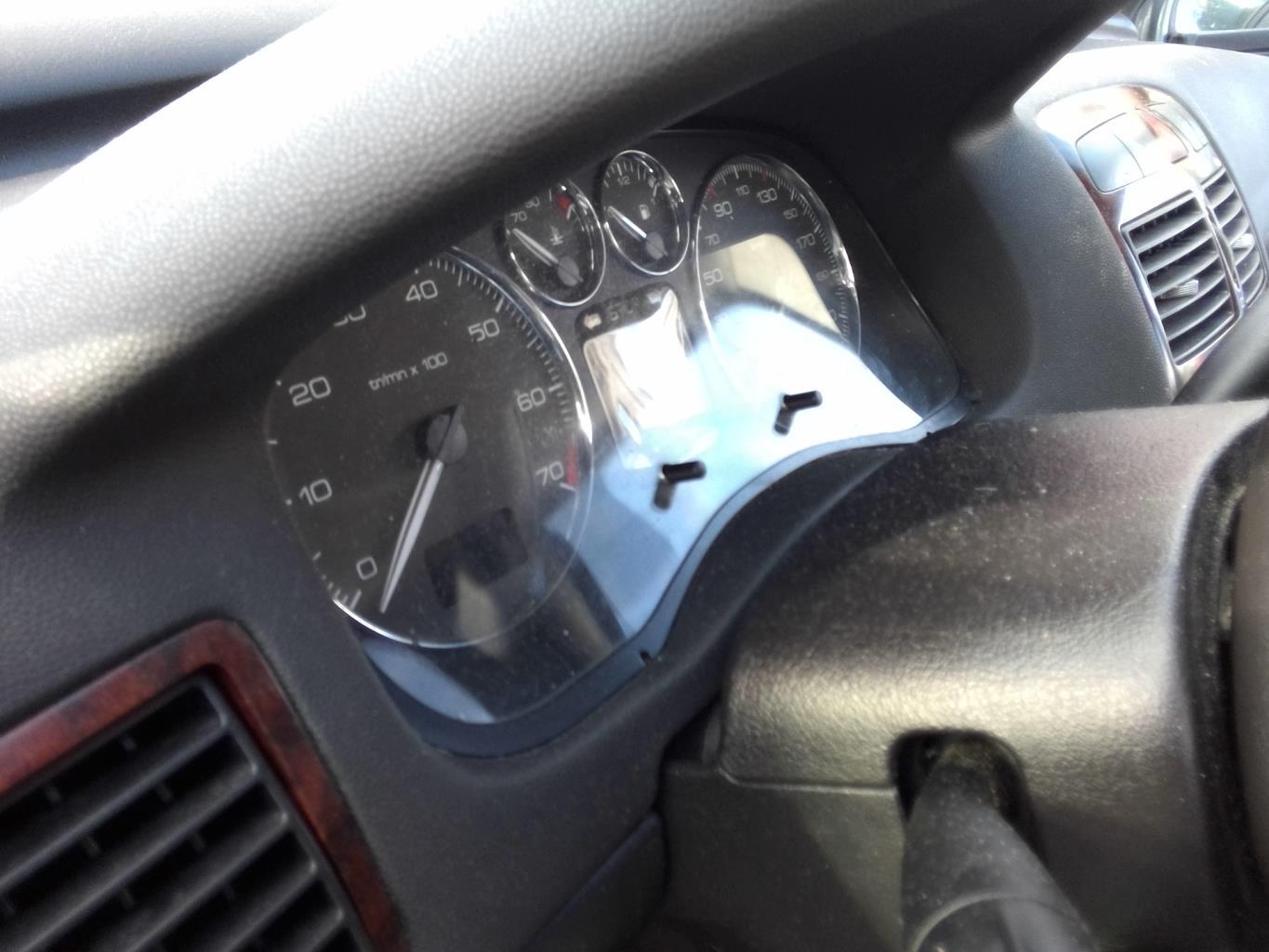 Compteur PEUGEOT 307 PHASE 2 Essence - 1