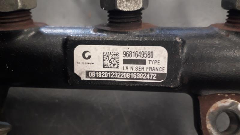 Rampe injection PEUGEOT 307 PHASE 1 Diesel - 1
