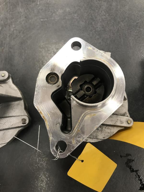 Pompe à vide RENAULT CLIO 2 PHASE 1 Diesel - 1