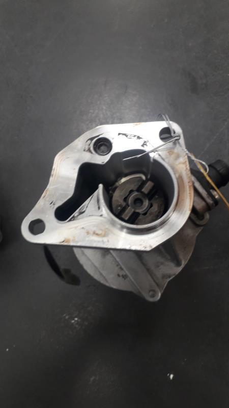 Pompe à vide RENAULT MEGANE 2 PHASE 1  - 1