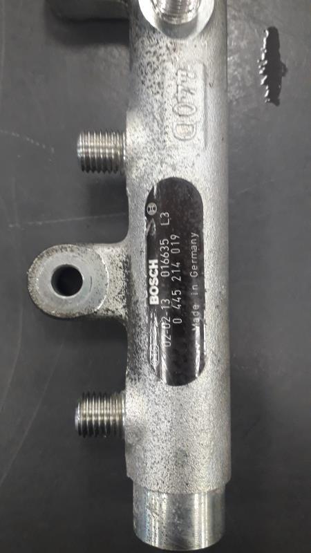 Rampe injection PEUGEOT 406 PHASE 1 Diesel - 1