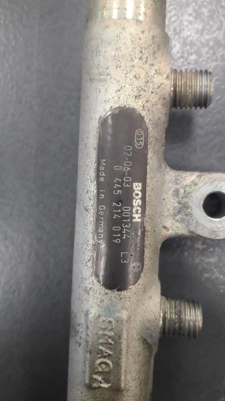 Rampe injection PEUGEOT 406 PHASE 1  - 1