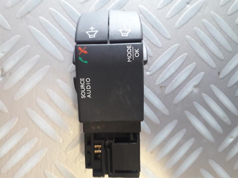 Commande autoradio RENAULT CLIO 4 PHASE 1  - 1