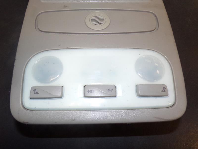 Eclairage de plafonnier RENAULT CLIO 4 PHASE 1  - 1