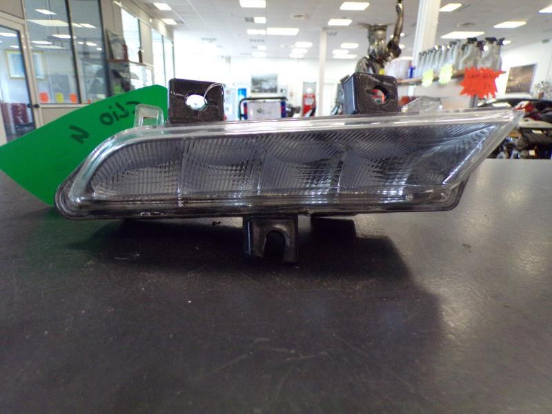 Veilleuse avant gauche RENAULT CLIO 4 PHASE 1  - 1