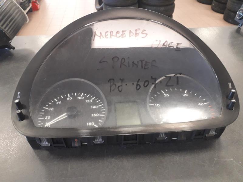 Compteur MERCEDES SPRINTER 2 PHASE 1 Diesel - 1