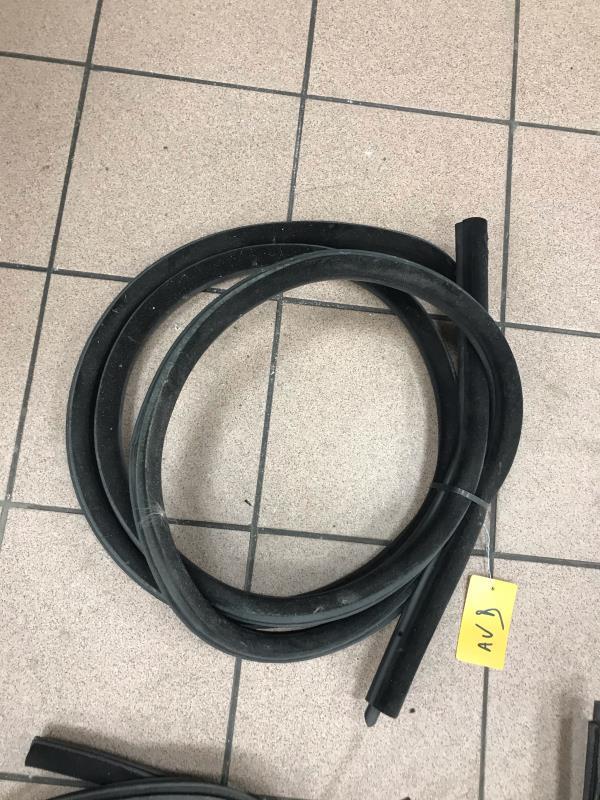 Joint de porte avant droite BMW SERIE 3 E91 TOURING PHASE 1 BREAK  - 1