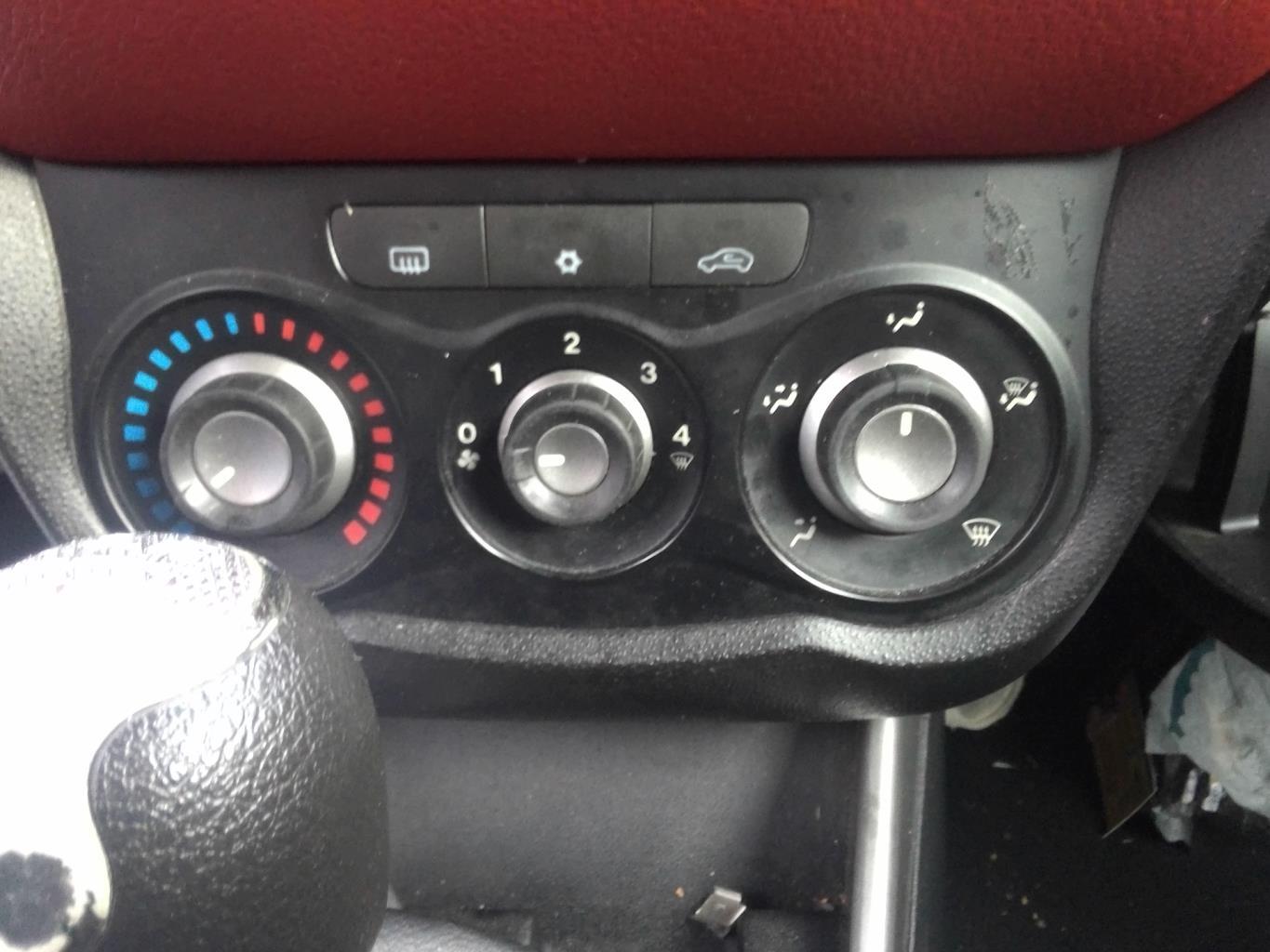 Commande chauffage ALFA ROMEO MITO PHASE 1 Essence - 1