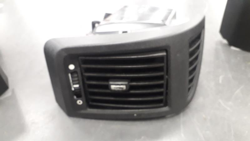 Bocchetta aerazione cruscotto anteriore destra PEUGEOT BOXER 3 PHASE 1 Diésel - 1