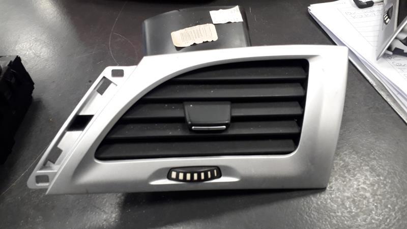 Bocchetta aerazione cruscotto anteriore destra RENAULT MEGANE 3 PHASE 2 Diésel - 1