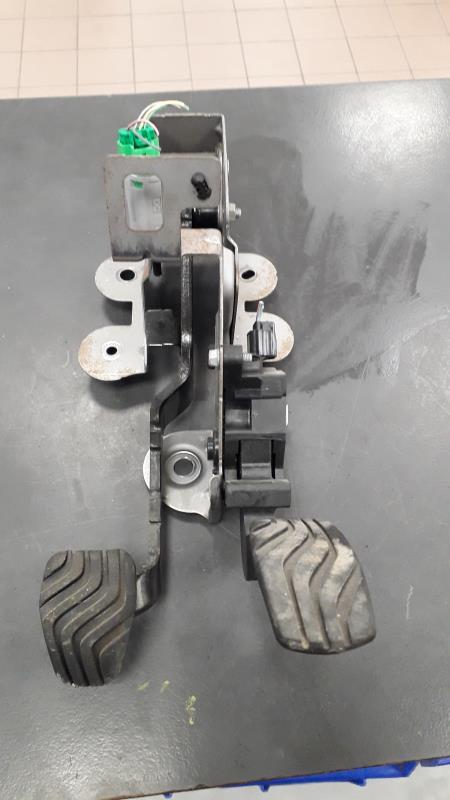 Pedalier RENAULT MEGANE 4 PHASE 1  - 1