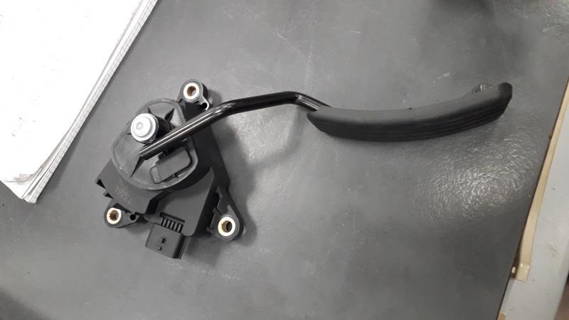 Pedale acceleratore RENAULT KANGOO 2 PHASE 1  - 1