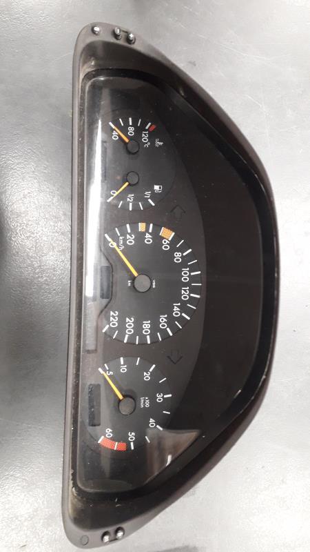 Compteur MERCEDES CLASSE E 210 PHASE 1  - 1