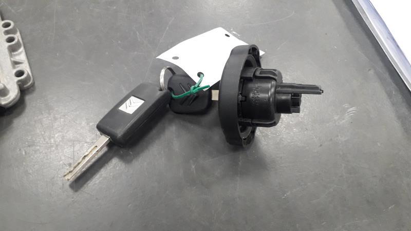 Bouchon de carburant CITROEN C5 2  - 1