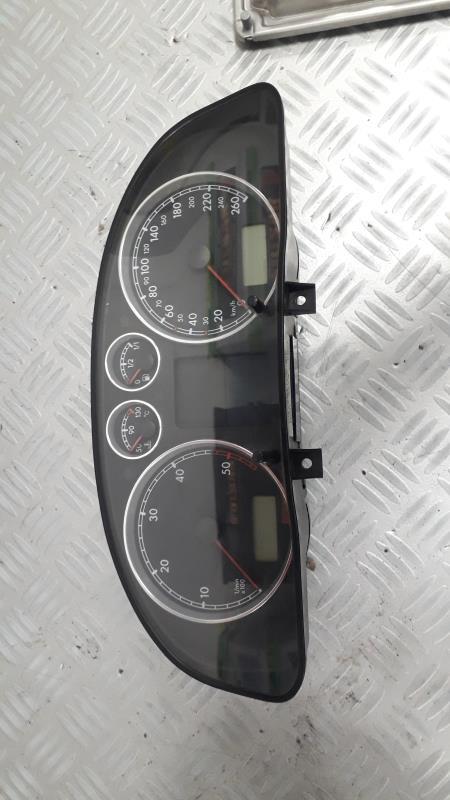 Compteur VOLKSWAGEN PASSAT 5  - 1
