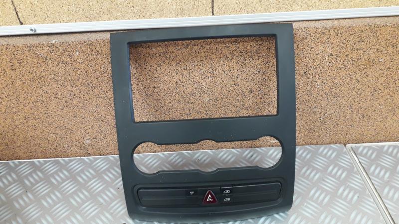 Consolle centrale (interno in plastica) VOLKSWAGEN CRAFTER 1 PHASE 1  - 1