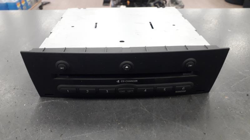 Chargeur CD RENAULT MEGANE 2 PHASE 2  - 1