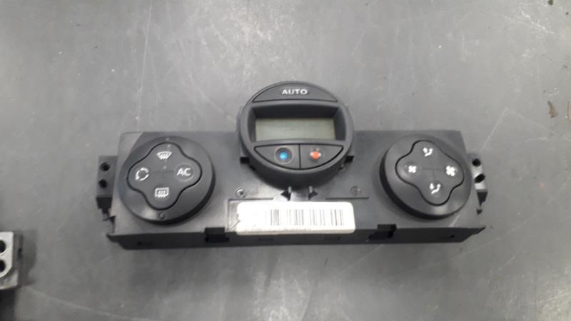 Commande chauffage RENAULT MEGANE 2 PHASE 2  - 1