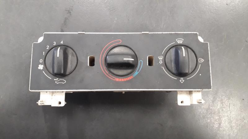 Commande chauffage PEUGEOT 306 PHASE 1  - 1