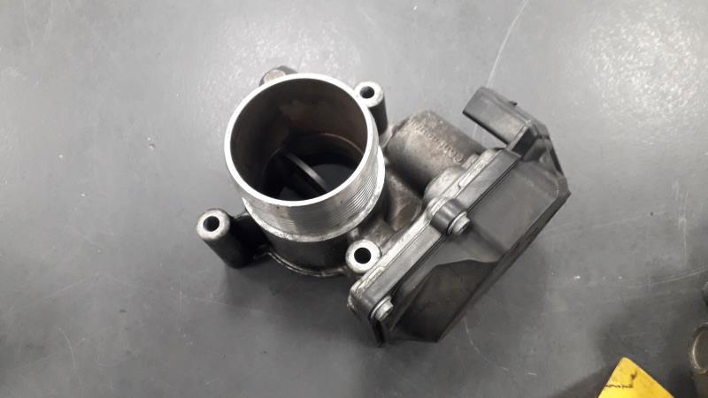 Boitier papillon AUDI A4 2 PHASE 1  - 1