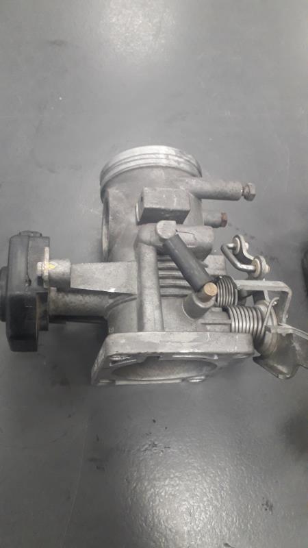 Boitier papillon BMW SERIE 3 E30  - 1