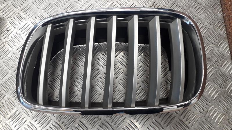 Grille de calandre gauche BMW X5 E70 PHASE 1  - 1