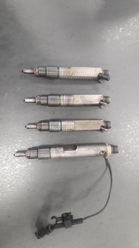 Injecteurs VOLKSWAGEN GOLF 4 Diesel - 1