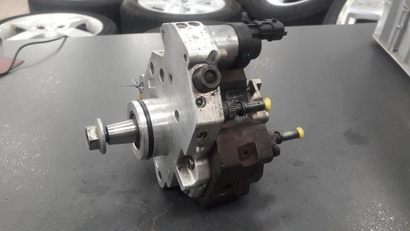 Pompe à injection RENAULT VEL SATIS PHASE 1 Diesel - 1