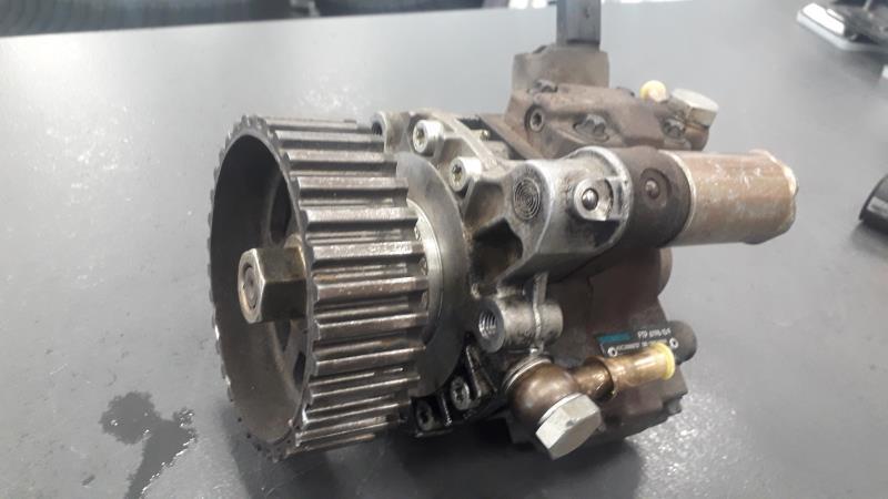 Pompe à injection FORD FIESTA 5 PHASE 1 Diesel - 1