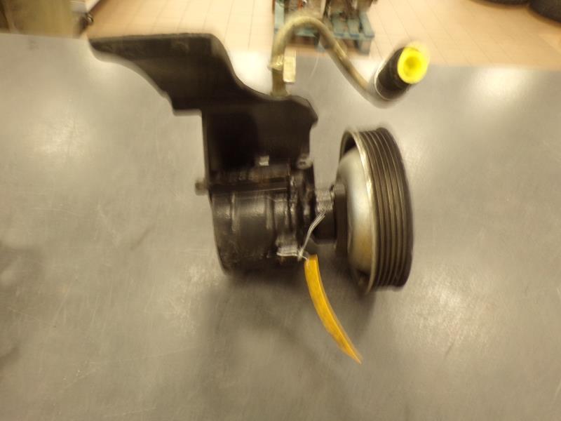 Pompe de direction ALFA ROMEO 147 PHASE 2 Diesel - 1