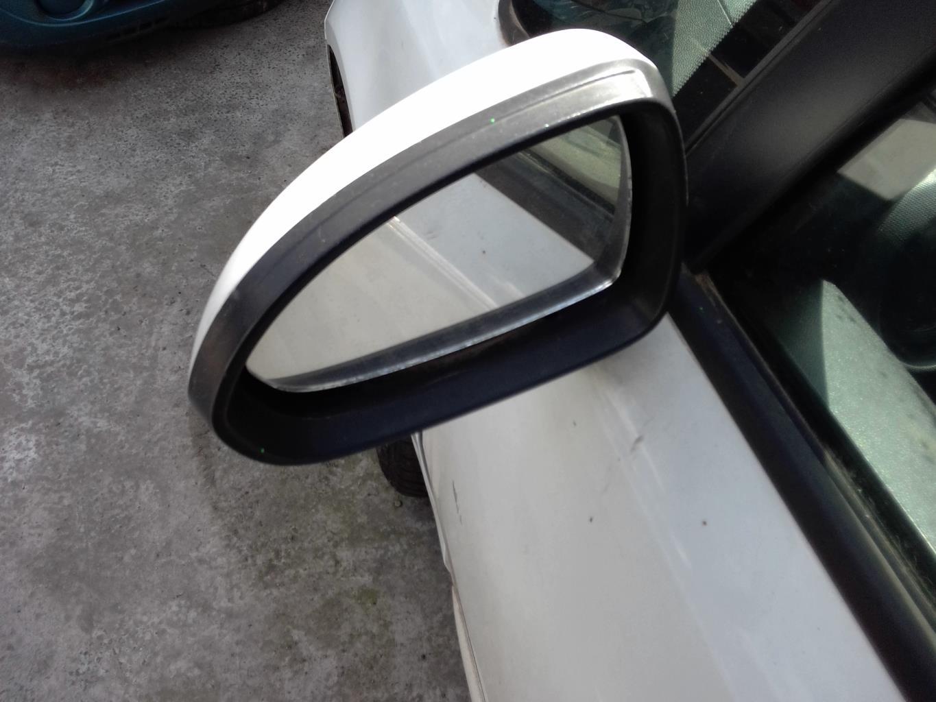Retroviseur gauche OPEL CORSA D PHASE 1 Diesel - 1