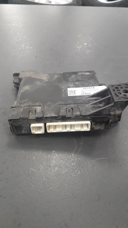 Module électronique TOYOTA YARIS 3 PHASE 2 Essence/Hybride - 1