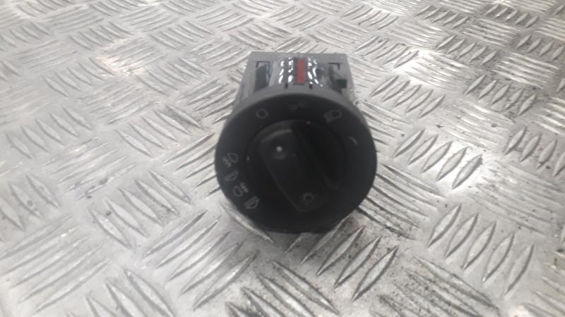 Commande de phare AUDI A4 2 PHASE 2  - 1