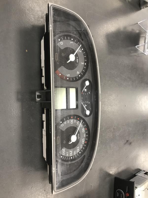 Compteur RENAULT LAGUNA 2 PHASE 2  - 1