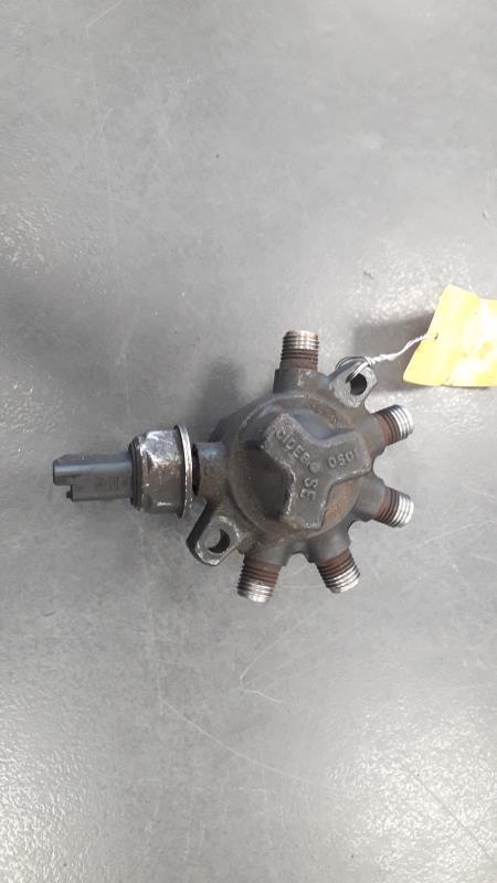 Rampe injection RENAULT CLIO 2 PHASE 2 Diesel - 1