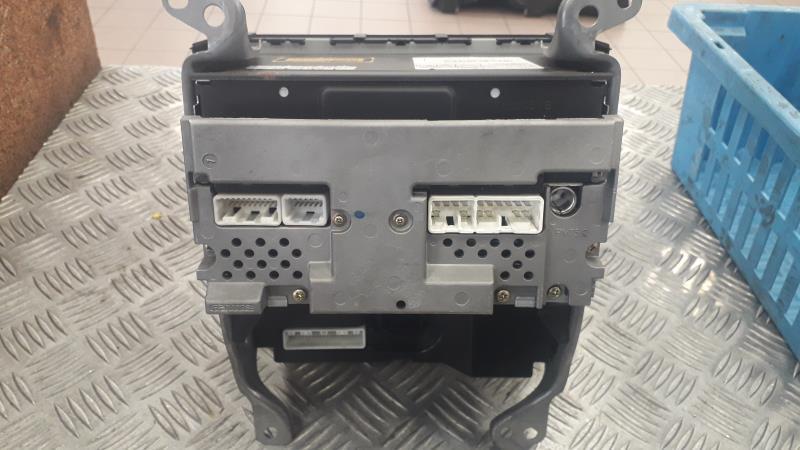Autoradio originale TOYOTA AVENSIS 2 PHASE 1 Diésel - 1