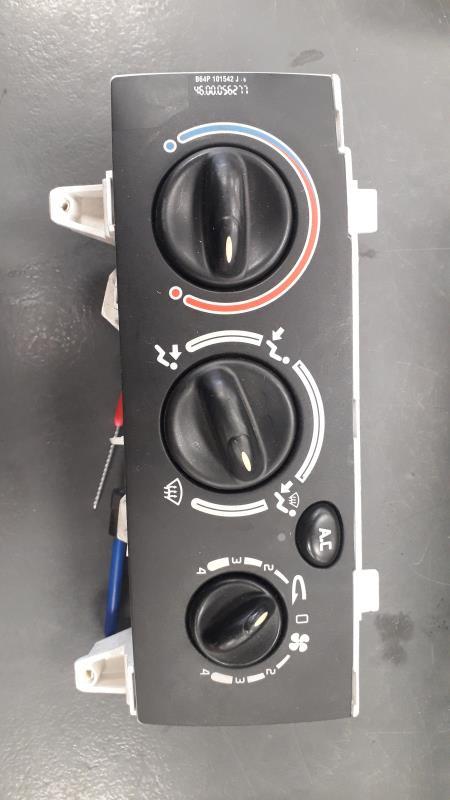 Commande chauffage RENAULT MEGANE 1 PHASE 2  - 1