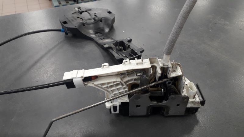 Serrure avant droit MERCEDES SPRINTER 2 PHASE 1 Diesel - 1