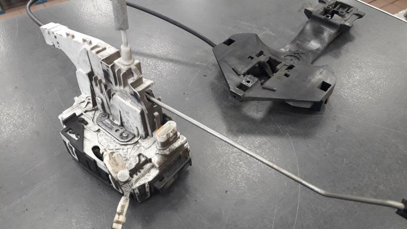 Serrure avant gauche MERCEDES SPRINTER 2 PHASE 1 Diesel - 1