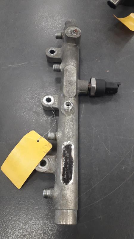 Rampe injection PEUGEOT 306 PHASE 2 Diesel - 1