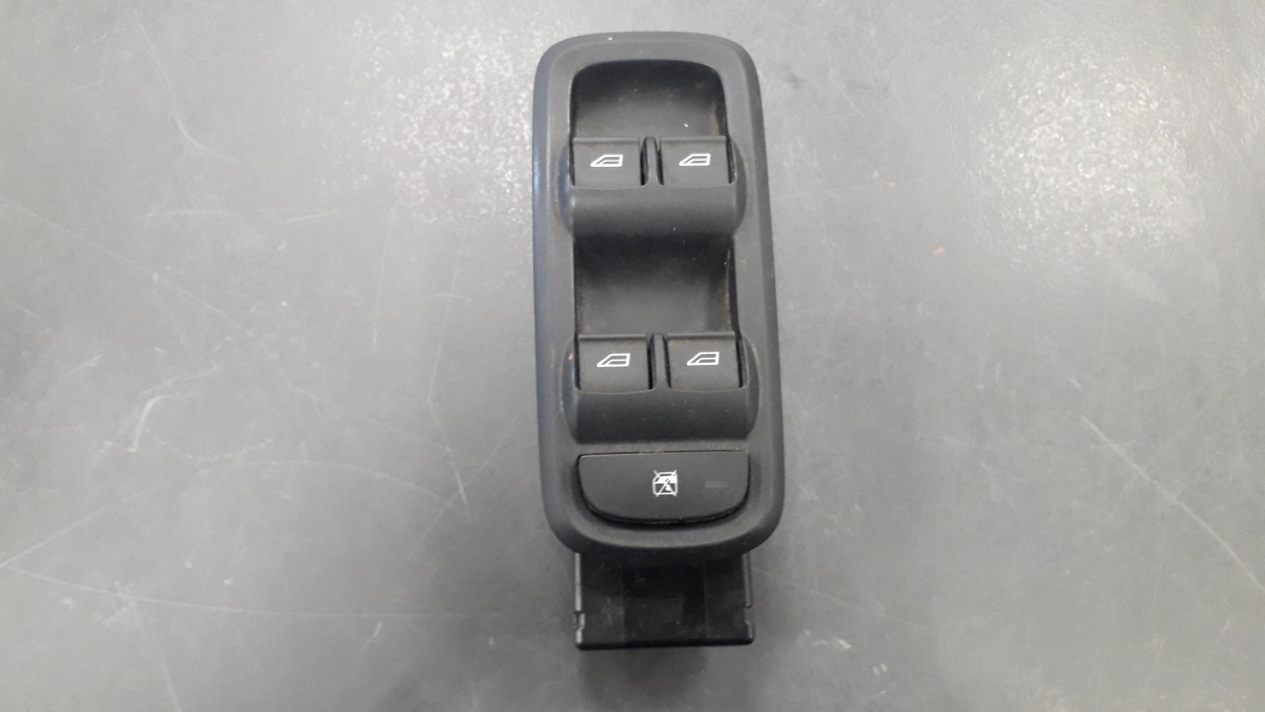 Bouton/Interrupteur FORD ECOSPORT PHASE 1 Diesel - 1