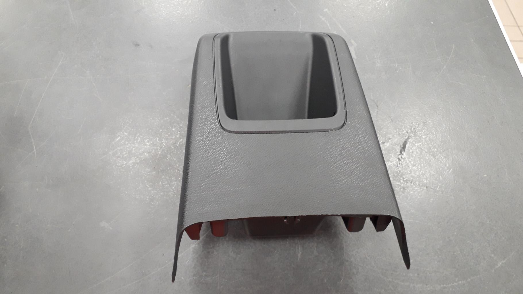 Portaoggetti anteriore sinistro PEUGEOT 308 2 PHASE 1 Diésel - 1