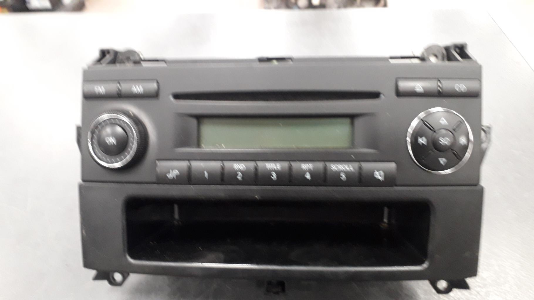 Autoradio originale MERCEDES VITO 639 PHASE 2  - 1