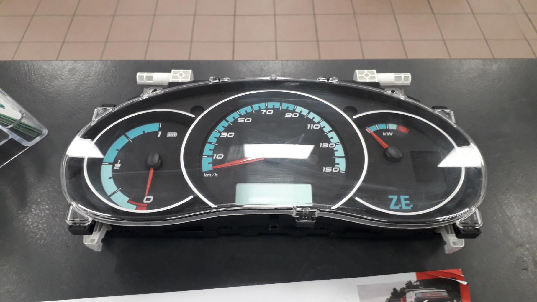 Compteur RENAULT KANGOO 2 PHASE 1 Diesel - 1